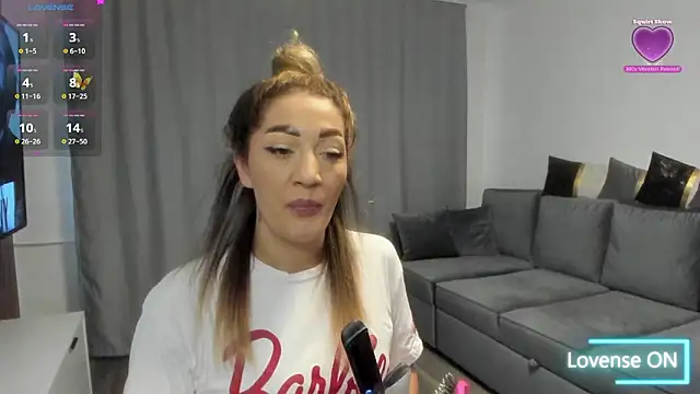 Snapshot of rossana_doll chatting on March 1, 2026, 6:15 am rossana doll online show from March 1, 2026, 6:15 am