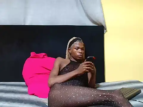 WildHornyTiger18 online show from February 5, 2026, 7:40 pm