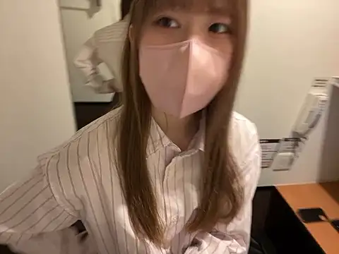 Snapshot of binyu_rua chatting on May 13, 2026, 1:36 am binyu rua online show from May 13, 2026, 1:36 am