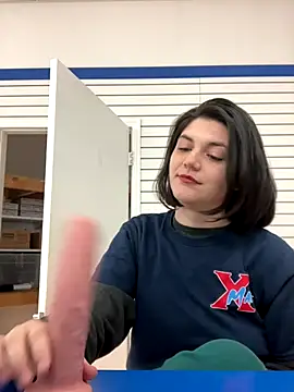 Kora Kat online show from December 5, 2025, 7:39 am