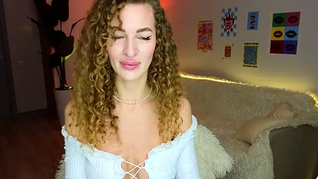 Anna  Herrera online show from March 14, 2026, 10:15 pm