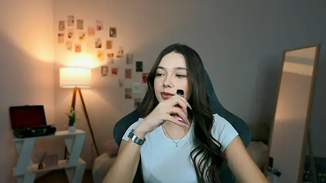 Vexorine online show from March 28, 2026, 7:24 pm