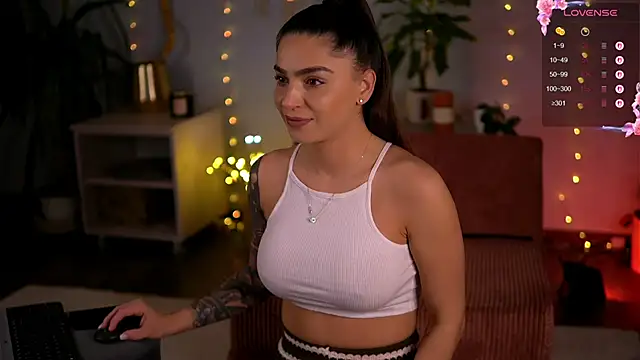 PureEllieX online show from March 14, 2026, 4:07 am