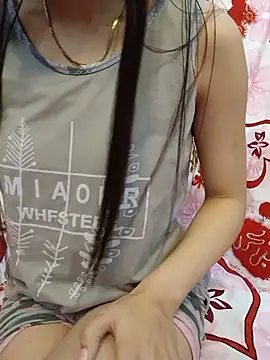 Noraaaax online show from June 7, 2026, 9:57 am