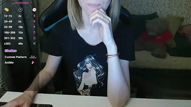   Katherine    online show from November 26, 2025, 2:40 pm