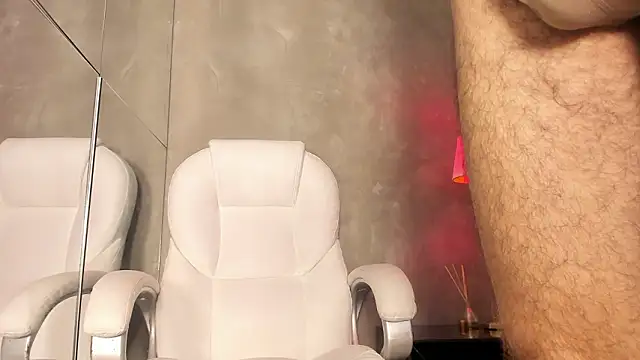 Emir Ozan  online show from February 20, 2026, 8:09 pm