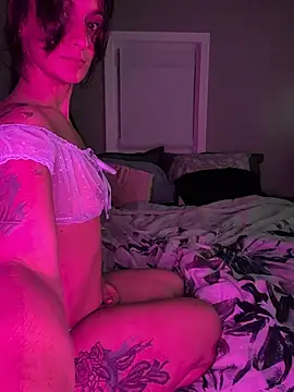 LexiLuxi online show from November 27, 2025, 4:14 am