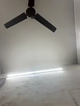 Snapshot of ClassyQueen chatting on November 21, 2025, 3:44 pm ClassyQueen online show from November 21, 2025, 3:44 pm