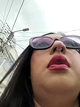 Snapshot of Venus_22 chatting on November 28, 2025, 5:15 pm Venus 22 online show from November 28, 2025, 5:15 pm