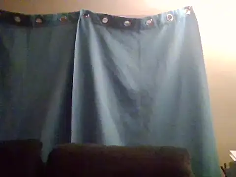 Snapshot of uncuttechslave chatting on November 21, 2025, 1:37 am uncuttechslave online show from November 21, 2025, 1:37 am