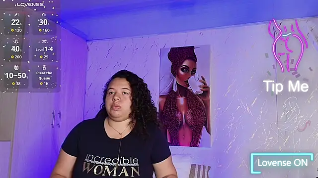 perlapurpura20 online show from November 22, 2025, 4:11 am