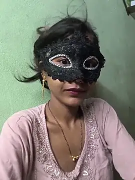 Laxmidevi000 online show from June 2, 2026, 7:43 am