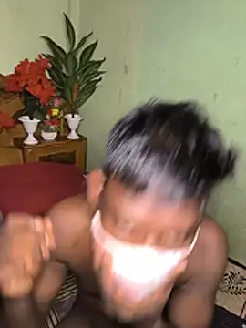 Laxmidevi000 online show from July 8, 2026, 5:28 pm