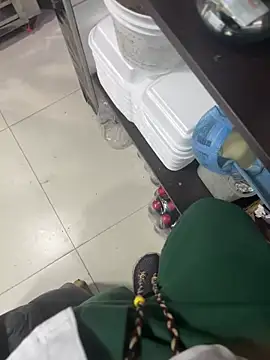 1Panini21 online show from December 5, 2025, 12:52 am