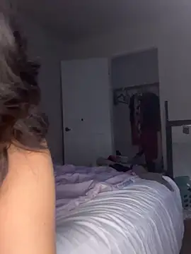 Snapshot of PrettynDaddy chatting on November 21, 2025, 8:24 am PrettynDaddy online show from November 21, 2025, 8:24 am