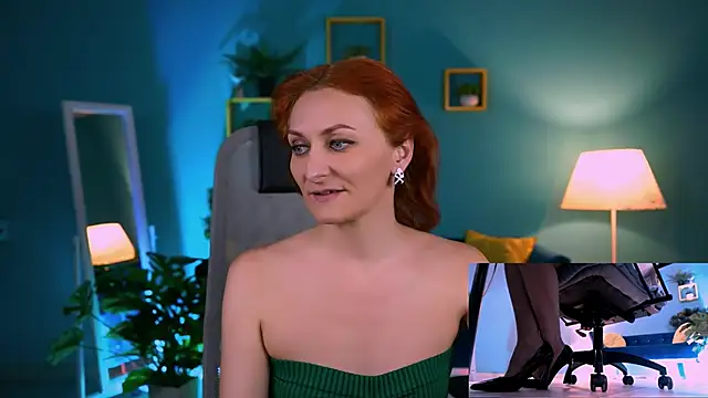 DianaTorrens online show from December 20, 2025, 12:34 pm