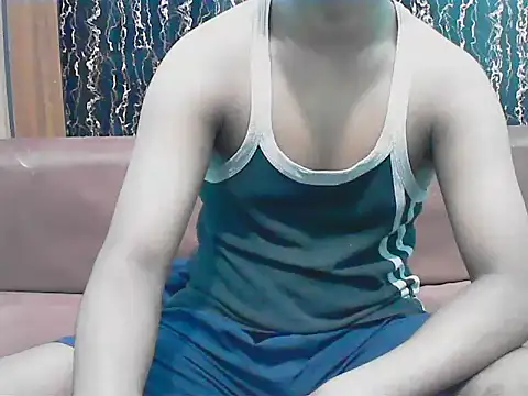 hello baby01 online show from April 12, 2026, 7:08 pm