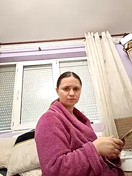 stropinela23 online show from March 8, 2026, 8:40 am