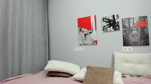 Brightly Heizer online show from May 28, 2026, 12:19 am