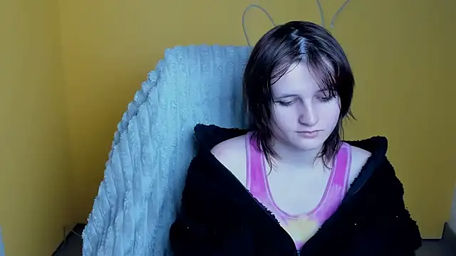 Alice Wonderme online show from February 14, 2026, 12:35 pm