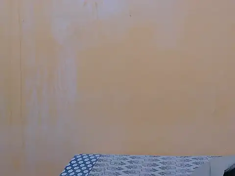 Snapshot of Honey_Baby1 chatting on January 19, 2026, 6:28 am Honey Baby1 online show from January 19, 2026, 6:28 am