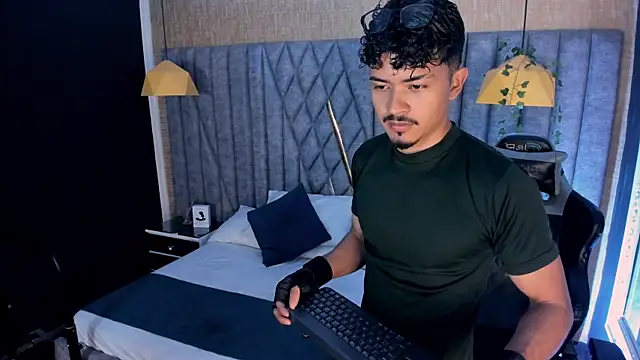 NicolaiKarav online show from April 10, 2026, 12:10 pm