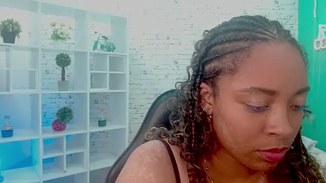 cataleya eebony online show from January 14, 2026, 6:24 pm