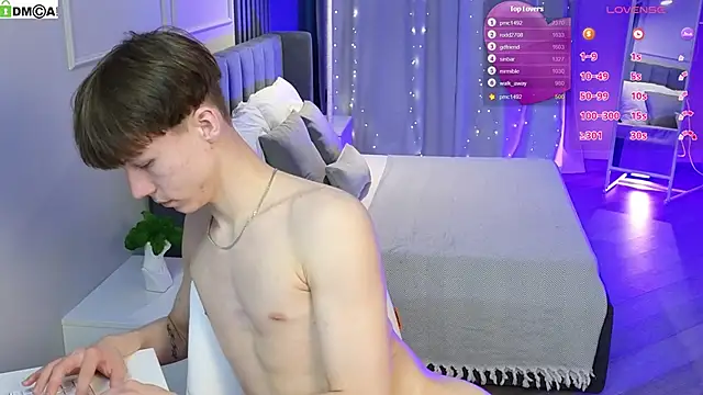 cuMte boy online show from February 9, 2026, 2:26 am