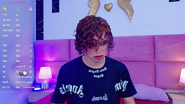 Skyee angel online show from February 8, 2026, 1:36 pm