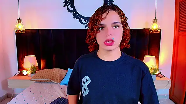 Snapshot of Skyee_angel chatting on July 14, 2026, 7:30 pm Skyee angel online show from July 14, 2026, 7:30 pm