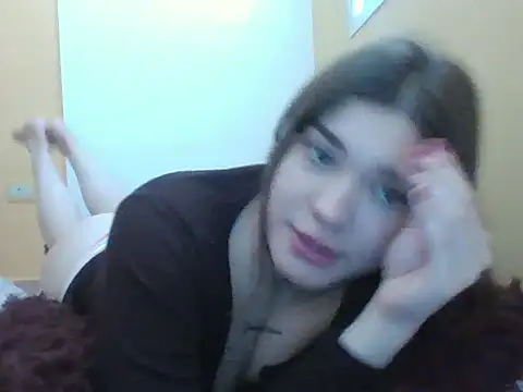 frutillitaaok  online show from March 14, 2026, 5:07 pm