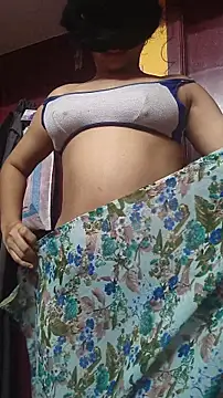 SameeraReddy19 online show from February 20, 2026, 6:08 pm