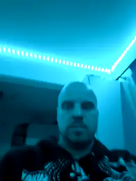 Phoenix2310 online show from February 10, 2026, 6:06 am