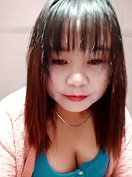 One-two22 online show from December 18, 2025, 12:33 pm