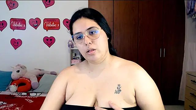 suckdreams19 online show from February 13, 2026, 3:02 am