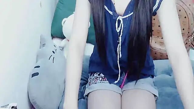 Alice-Hot88 online show from November 28, 2025, 7:44 am