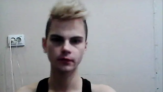 nicotinicmouse online show from November 28, 2025, 6:43 pm