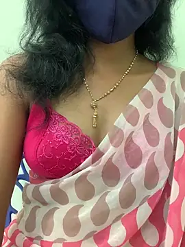 Snapshot of honeygirl6996 chatting on May 26, 2026, 6:53 am honeygirl6996 online show from May 26, 2026, 6:53 am