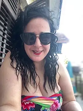 Snapshot of Mary_kansas_bbw chatting on May 6, 2026, 3:50 pm Mary kansas bbw online show from May 6, 2026, 3:50 pm