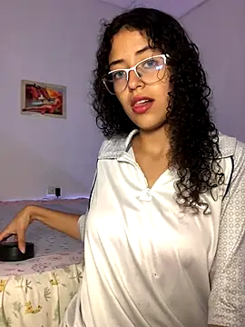 Lucris0304 online show from November 30, 2025, 1:09 am