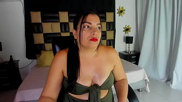 NinaSexxy online show from November 26, 2025, 6:20 pm