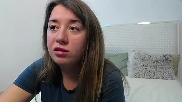 Leona Rae online show from January 16, 2026, 11:58 am