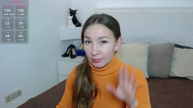 Brandy Gem online show from December 3, 2025, 7:49 am