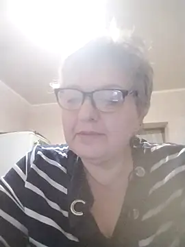 Snapshot of MillanaOcean chatting on November 23, 2025, 4:18 pm MillanaOcean online show from November 23, 2025, 4:18 pm