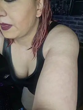 SquirtPassion1995 online show from April 3, 2026, 7:45 pm