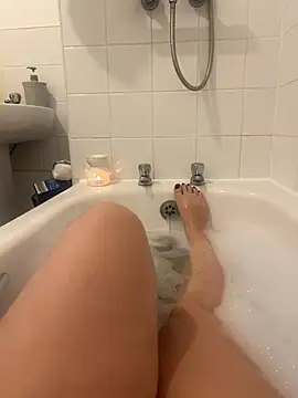 Snapshot of sluttybabex chatting on November 23, 2025, 9:03 pm sluttybabex online show from November 23, 2025, 9:03 pm