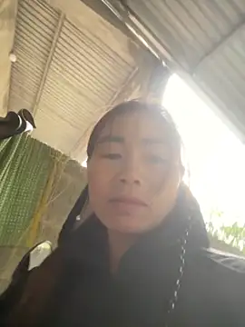 Snapshot of meganmeo chatting on February 19, 2026, 1:56 am meganmeo online show from February 19, 2026, 1:56 am