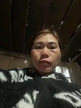 meganmeo online show from March 7, 2026, 5:04 am