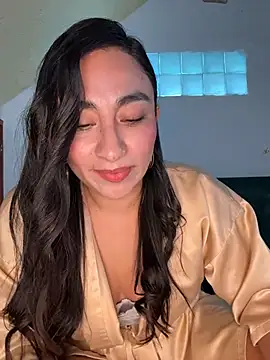 Snapshot of AriaSolis chatting on November 23, 2025, 8:08 pm AriaSolis online show from November 23, 2025, 8:08 pm