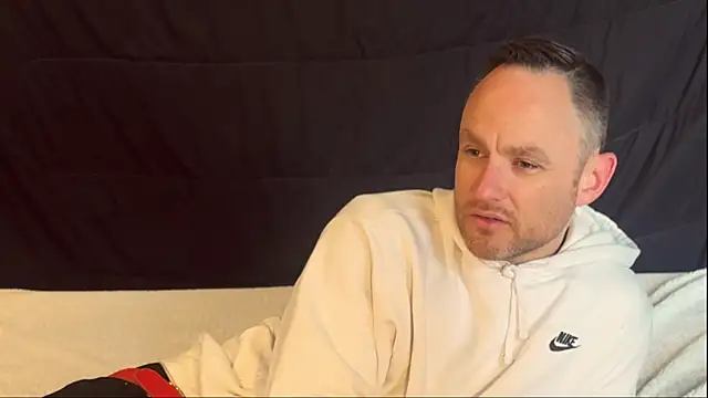 famous1tad online show from April 22, 2026, 4:30 pm